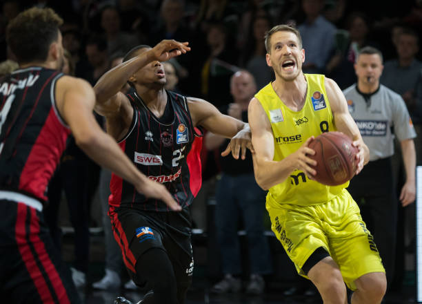 同时培养一 同时培养一